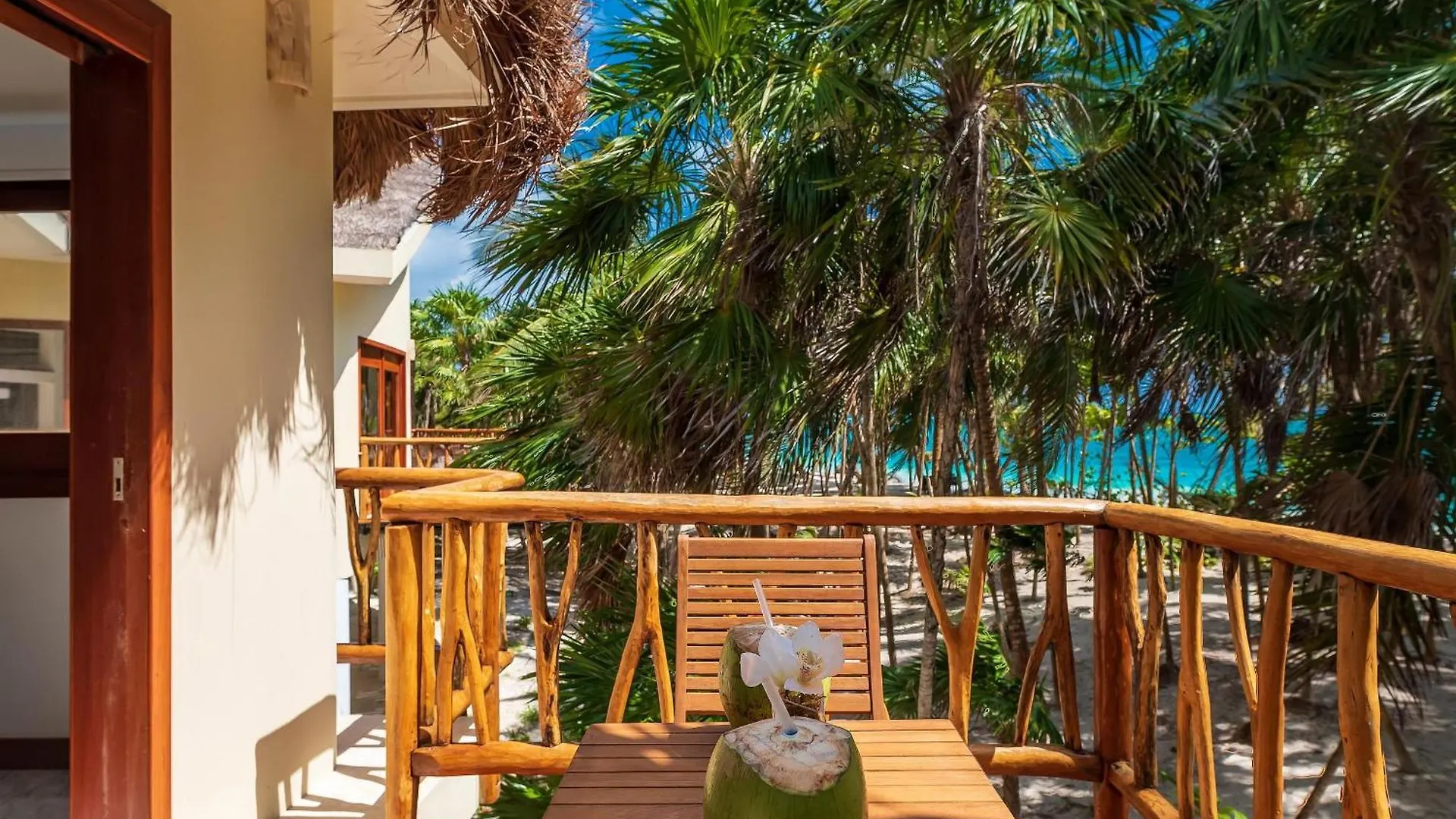 Villa Casa Nah Balam. Very Private. A Perfect Get Away! Tulum Mexico