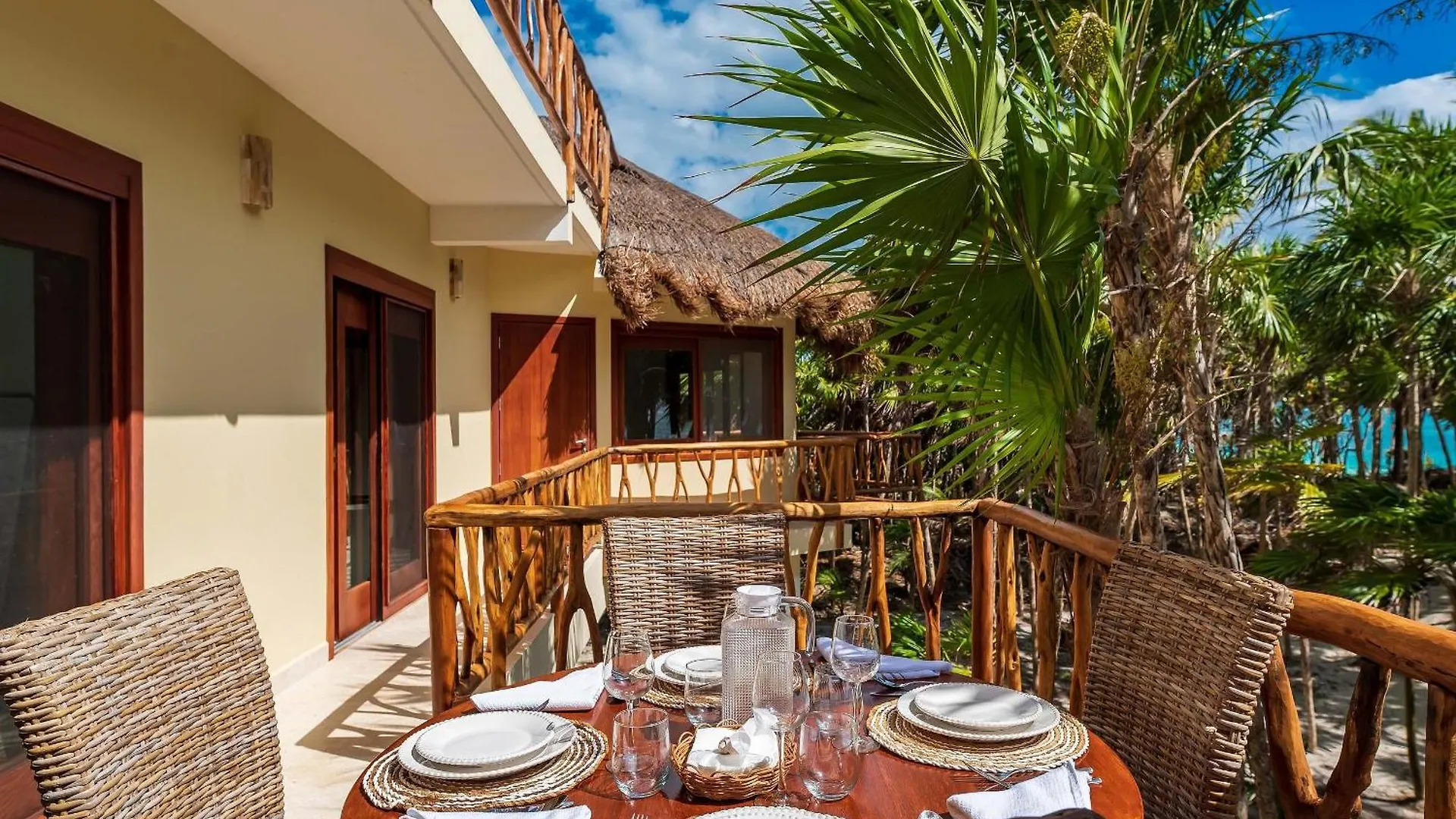 Casa Nah Balam. Very Private. A Perfect Get Away! Tulum Villa