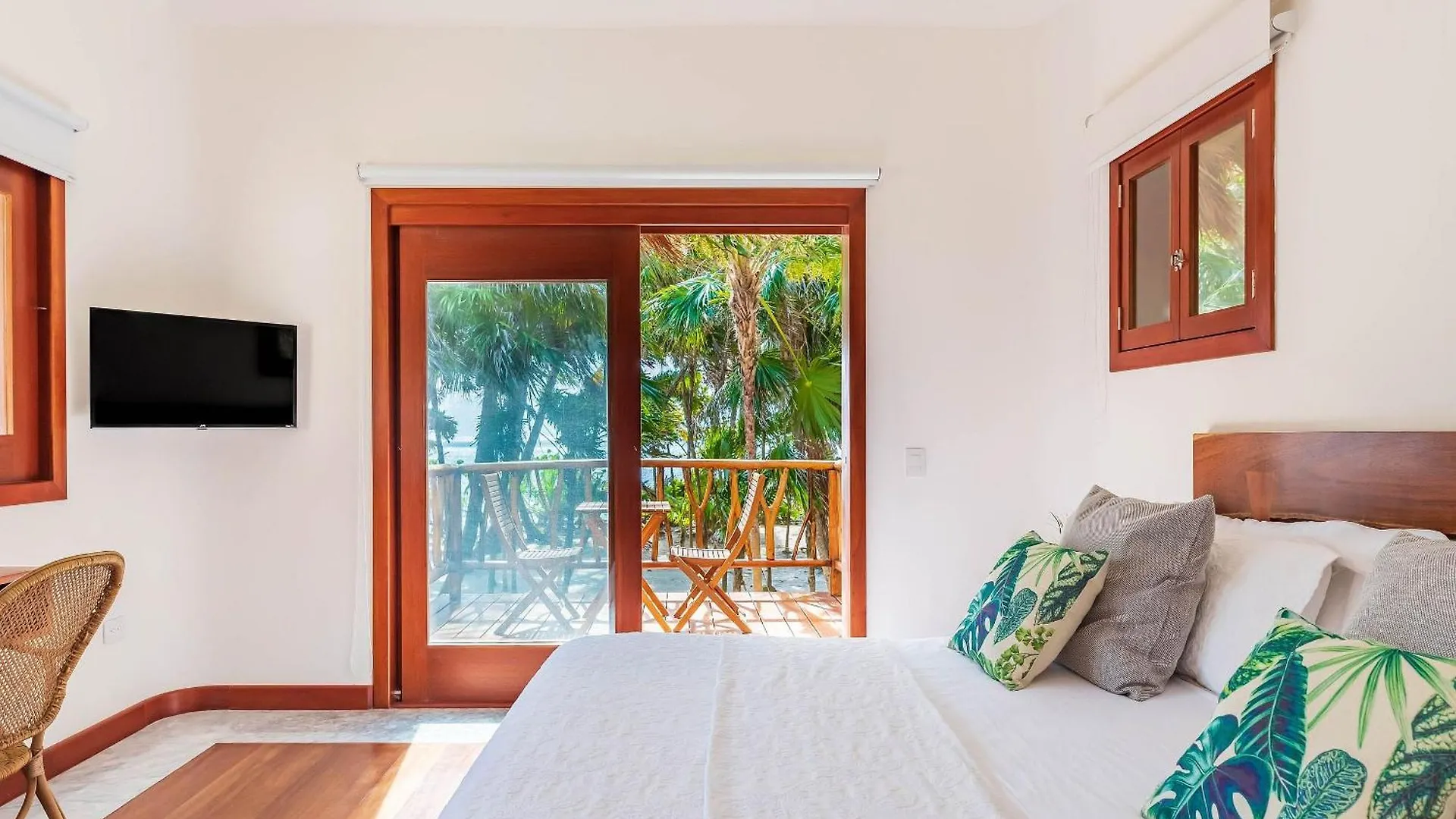 Casa Nah Balam. Very Private. A Perfect Get Away! Tulum Villa