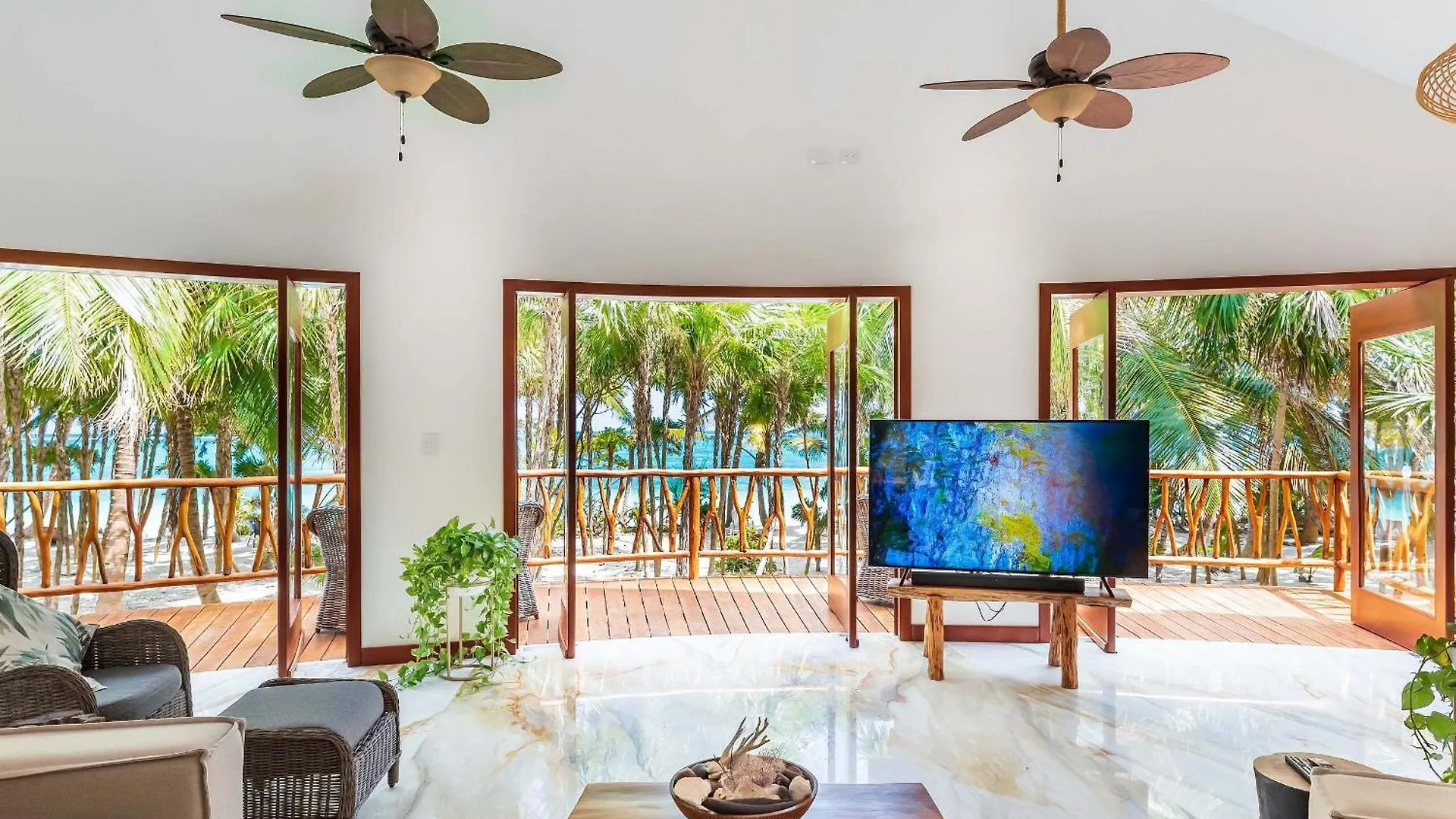 Casa Nah Balam. Very Private. A Perfect Get Away! Tulum Villa