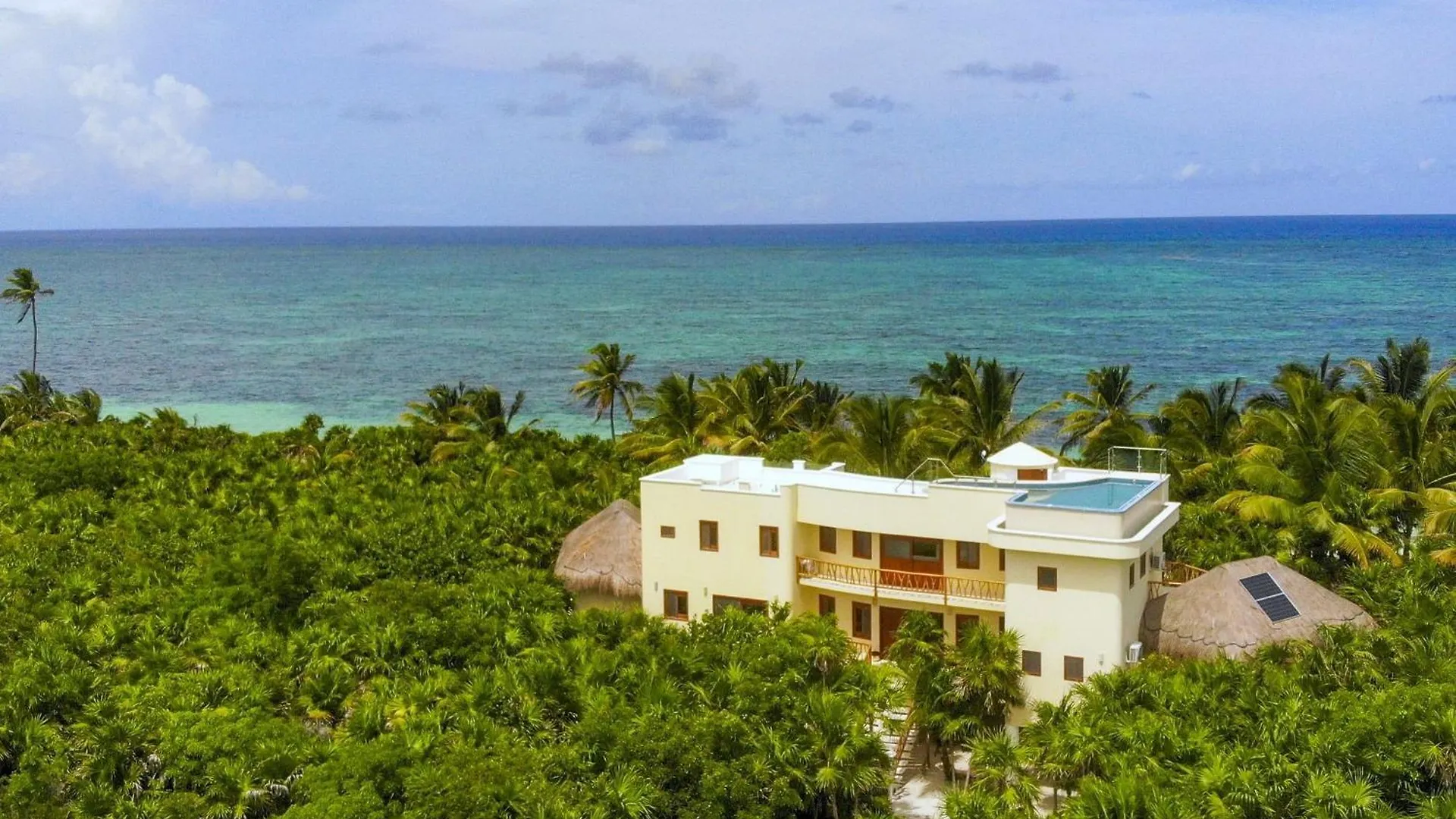 Casa Nah Balam. Very Private. A Perfect Get Away! Tulum Mexico